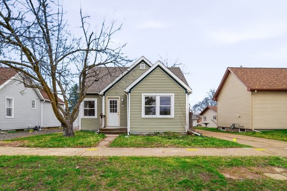227 Phipps Avenue, Rice Lake WI 54868 - Residential house for sale - MLS #1598950 - image1
