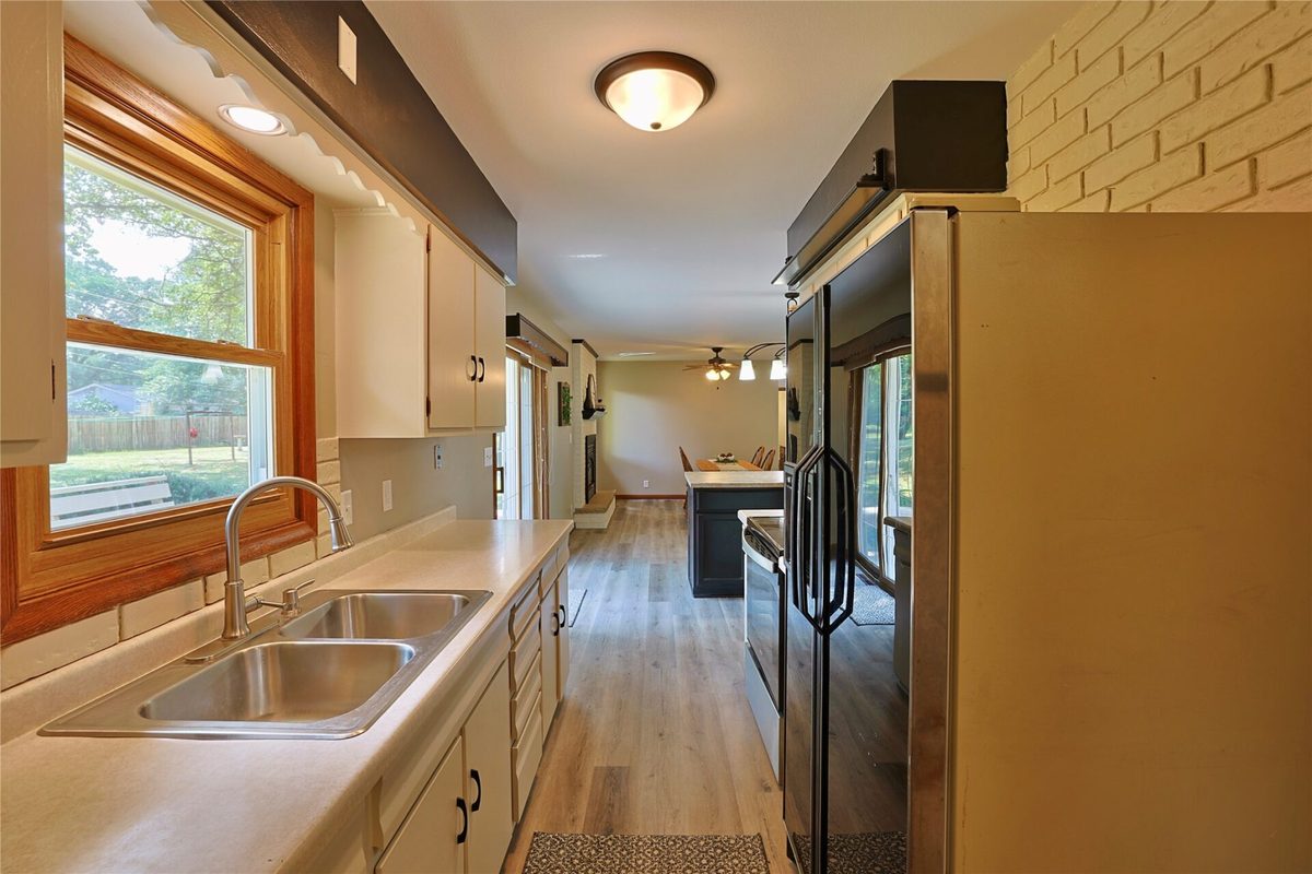 3045 Wedgewood Avenue, Eau Claire WI 54703 - Residential house for sale - MLS #1604462 - image17