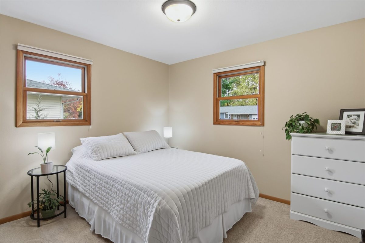 2910 Terry Lane, Eau Claire WI 54703 - Residential house for sale - MLS #1606260 - image12