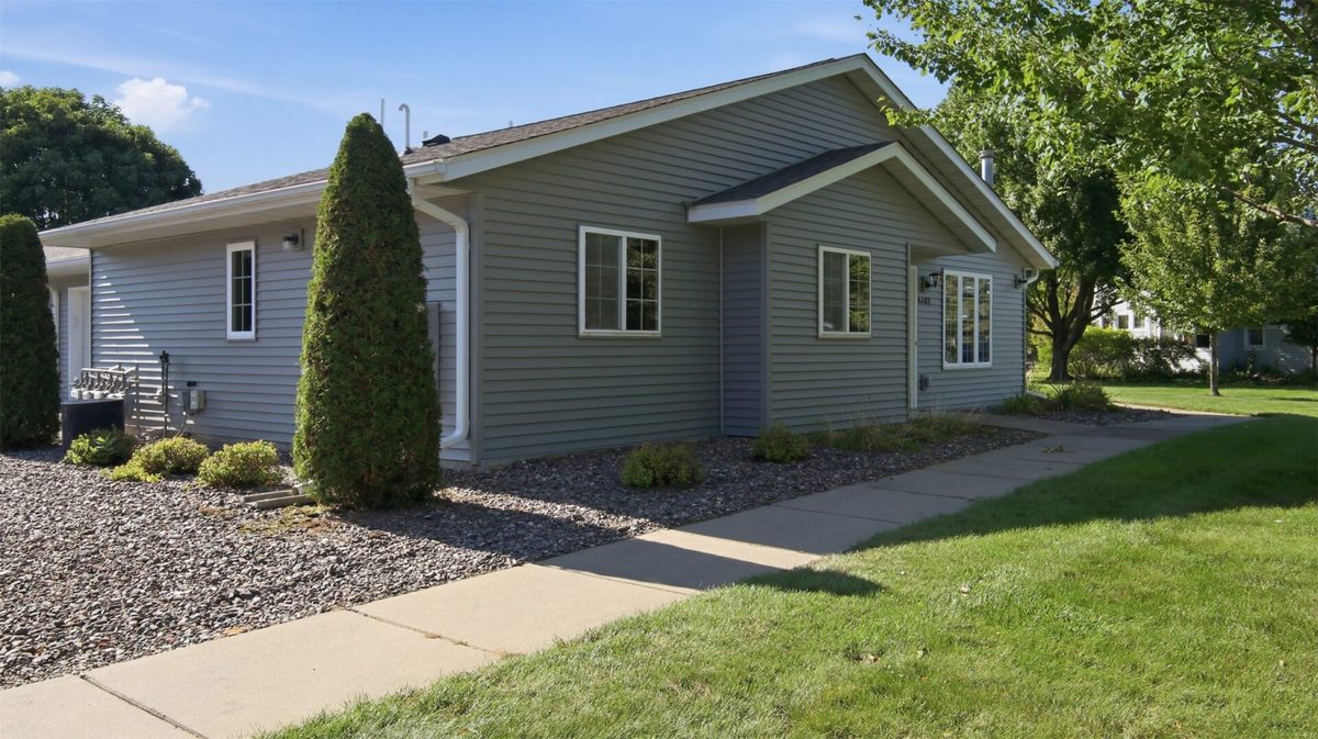 4402 Heartland Drive, Eau Claire WI 54701 - Residential house for sale - MLS #1604933 - image2