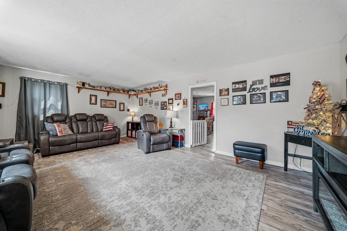 242 2nd Avenue, Chippewa Falls WI 54729 - Residential house for sale - MLS #1604340 - image5