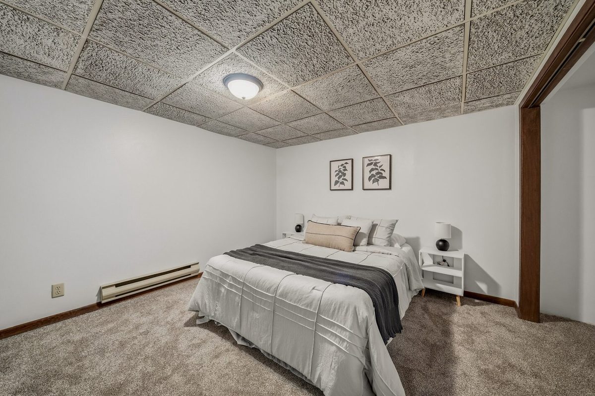 1120 Bauer Avenue, Eau Claire WI 54703 - Residential house for sale - MLS #1603240 - image38