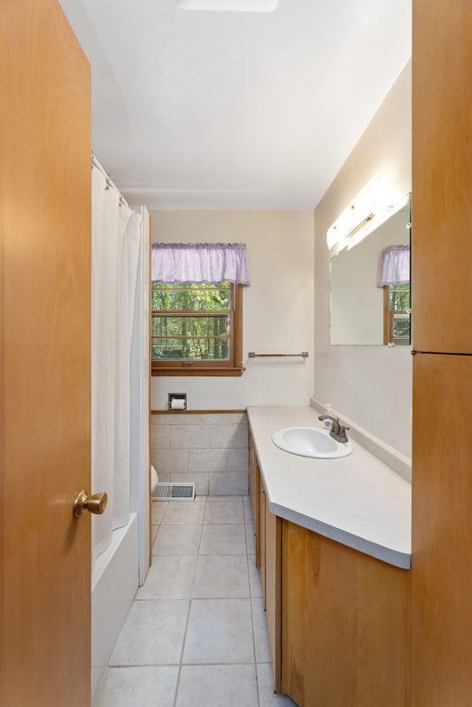 N7084 US Highway 12, Black River Falls WI 54615 - Residential house for sale - MLS #1601056 - image25
