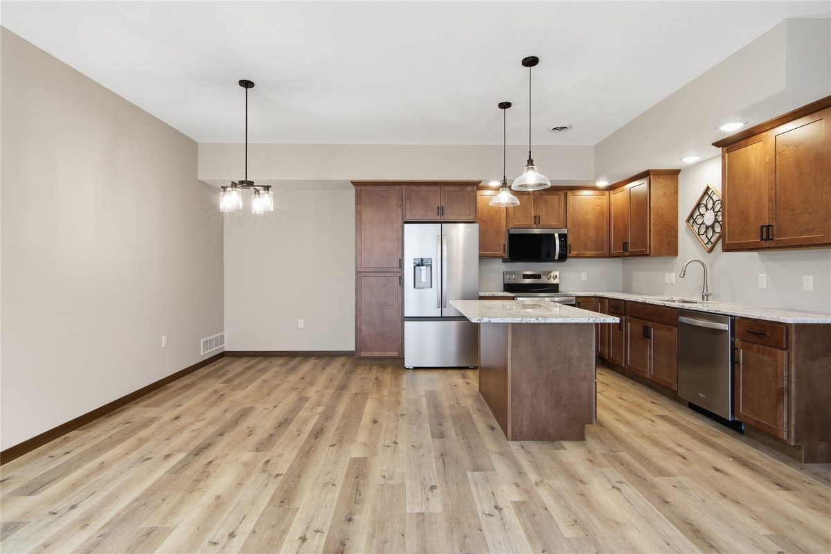 1323 Carpenter Avenue, Eau Claire WI 54703 - Residential house for sale - MLS #1604095 - image8