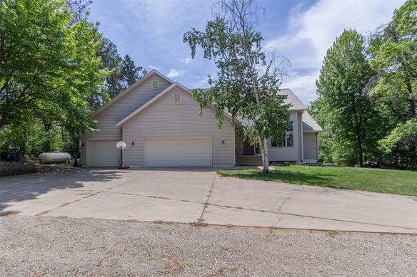 N1698 945th Street, Eau Claire WI 54701 - Residential house for sale - MLS #1601131 - image1