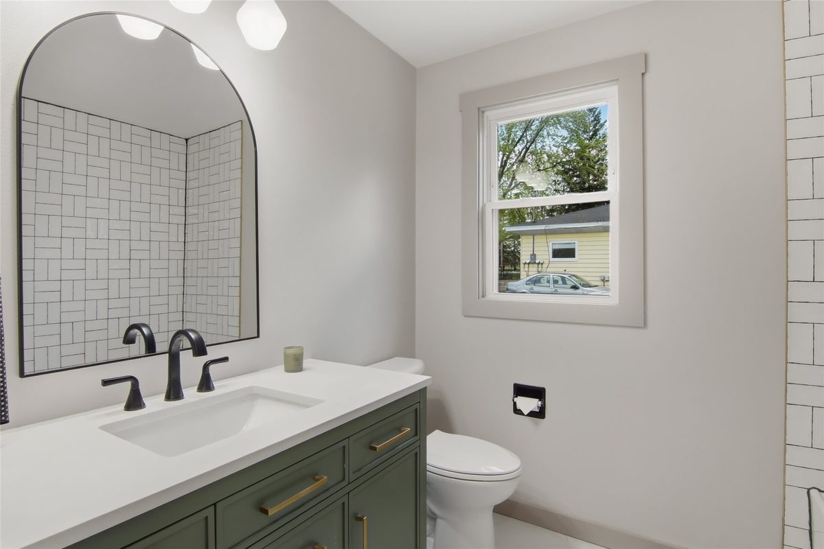 2210 Vine Street, Eau Claire WI 54703 - Residential house for sale - MLS #1600958 - image23