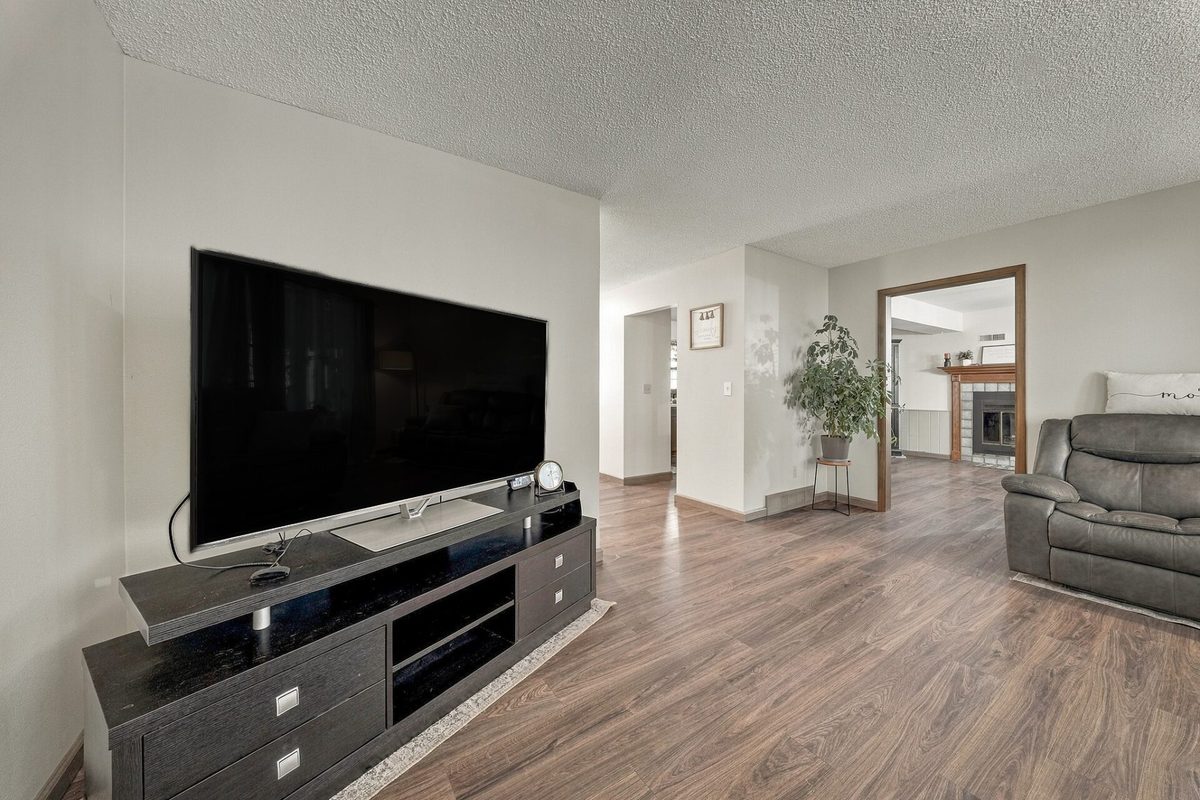 701 Leonard Drive, Eau Claire WI 54703 - Residential house for sale - MLS #1605219 - image8