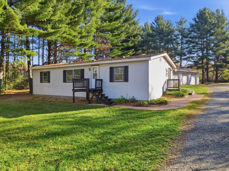 798 Horse Lake Lane