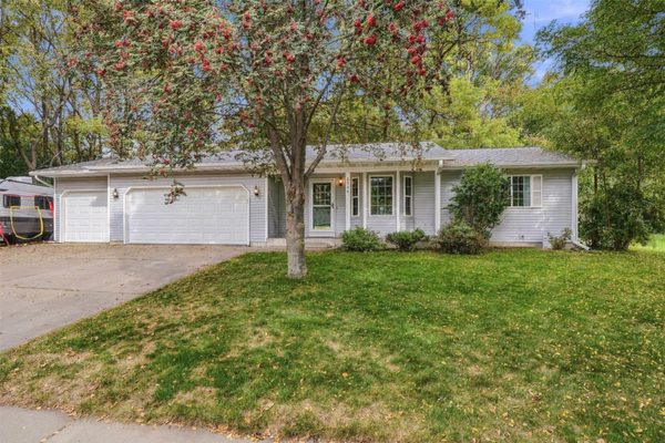 2704 Hemlock Lane Eau Claire WI 54703