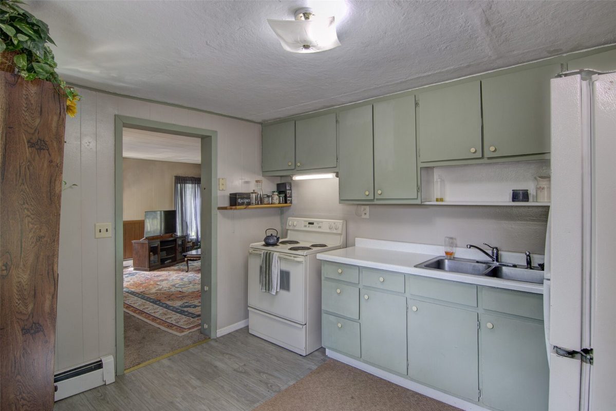 312 University Street, Elk Mound WI 54739 - ResidentialIncome house for sale - MLS #1601700 - image5