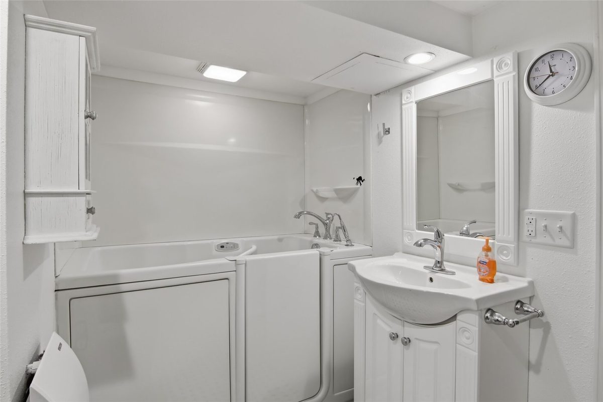649 Putnam Drive, Eau Claire WI 54701 - Residential house for sale - MLS #1605176 - image25