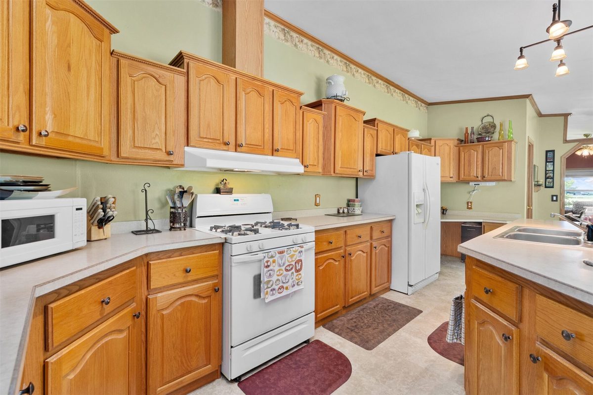 W366 Albany K, Mondovi WI 54755 - Residential house for sale - MLS #1603163 - image18
