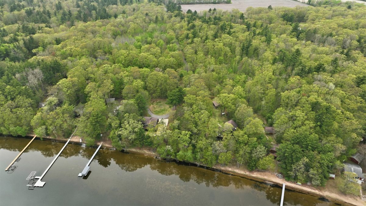 6092N West Shore Lane, Stone Lake, WI