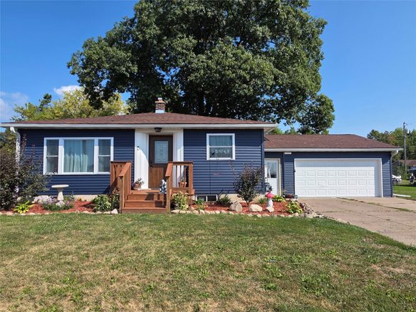 807 Augusta Street, Rice Lake WI 54868 - Residential house for sale - MLS #1604607 - image1