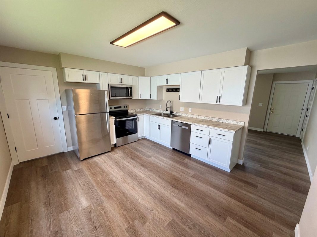 650-652 MacArthur Avenue, Eau Claire WI 54701 - ResidentialIncome house for sale - MLS #1604357 - image3