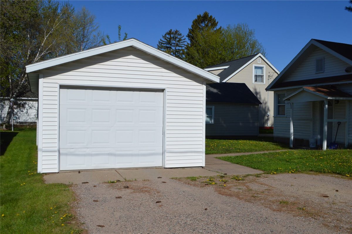 300 Wisconsin Avenue, Cameron WI 54822 - Residential house for sale - MLS #1601144 - image3