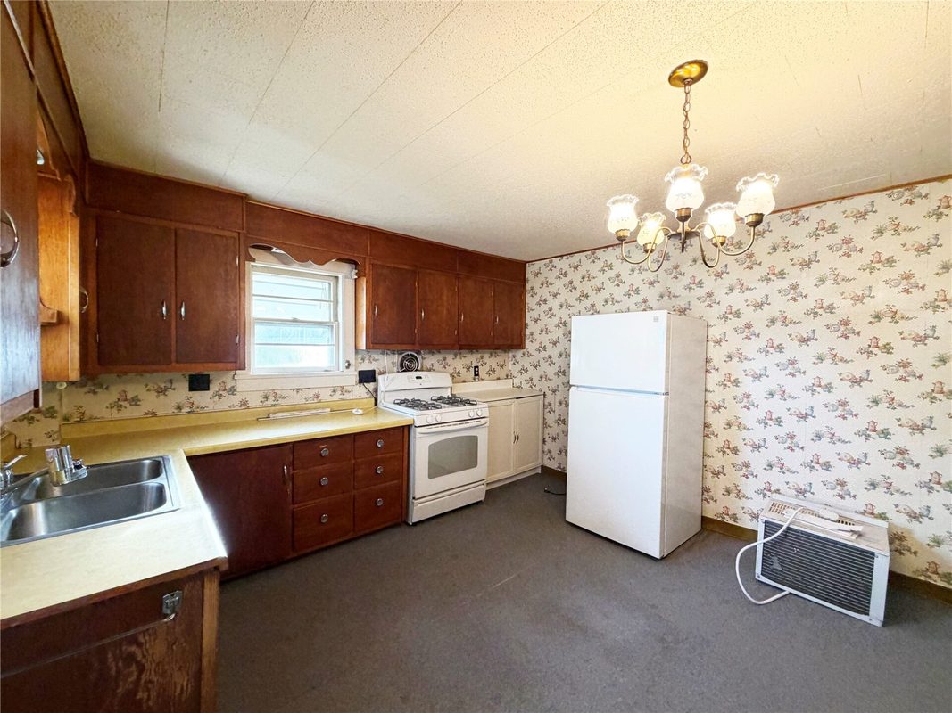 1037 La Salle Avenue, Barron WI 54812 - Residential house for sale - MLS #1605477 - image5