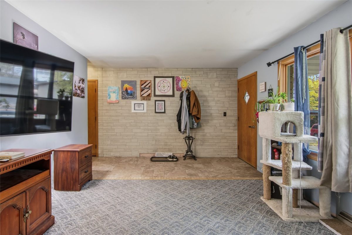 2124 Frank Street, Eau Claire WI 54703 - Residential house for sale - MLS #1606259 - image6