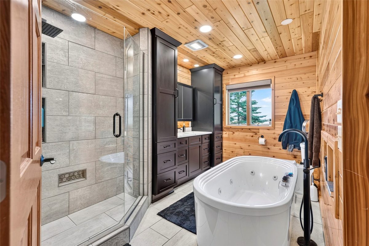2092 28th Avenue, Rice Lake WI 54868 - Residential house for sale - MLS #1604546 - image17