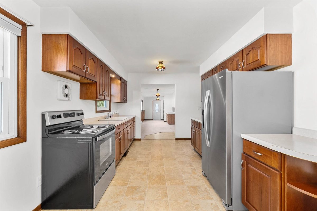 3025 Glenhaven Place, Eau Claire WI 54703 - Residential house for sale - MLS #1604593 - image9