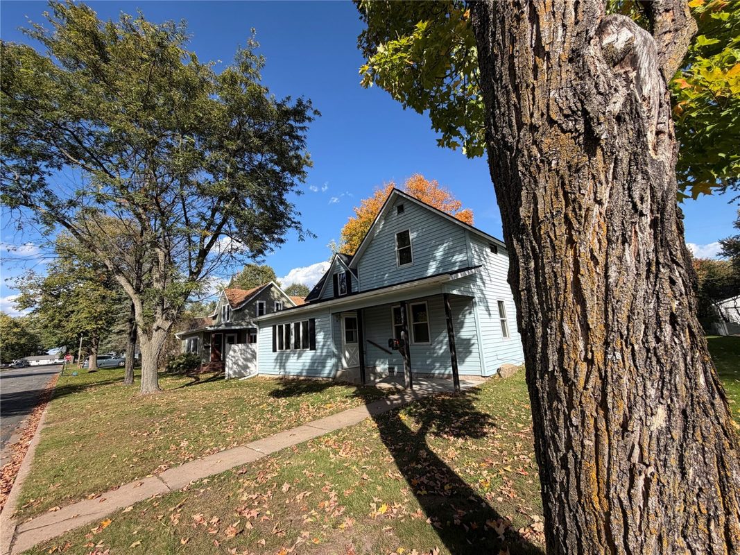 1514 Douglas Street, Menomonie WI 54751 - Residential house for sale - MLS #1605811 - image3