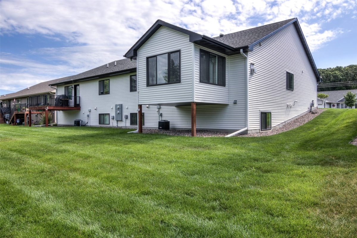 4852 Waylon Street, Eau Claire WI 54703 - Residential house for sale - MLS #1603022 - image40