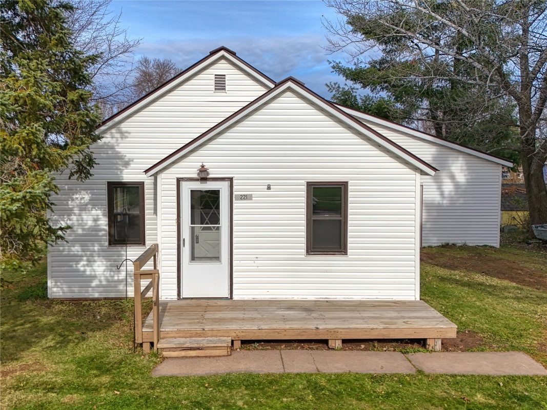 221 2nd Avenue, Shell Lake WI 54871 - Residential house for sale - MLS #1606348 - image29