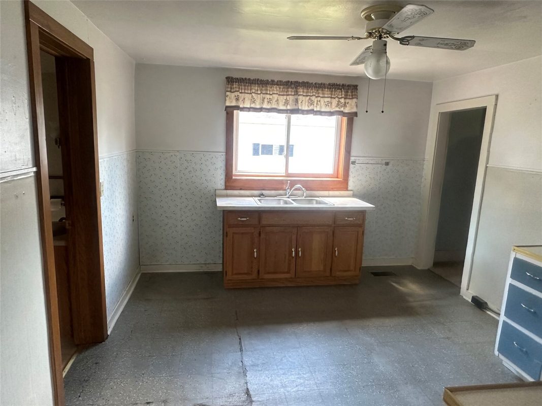 301 Cliff Street, Chippewa Falls WI 54729 - Residential house for sale - MLS #1601835 - image11