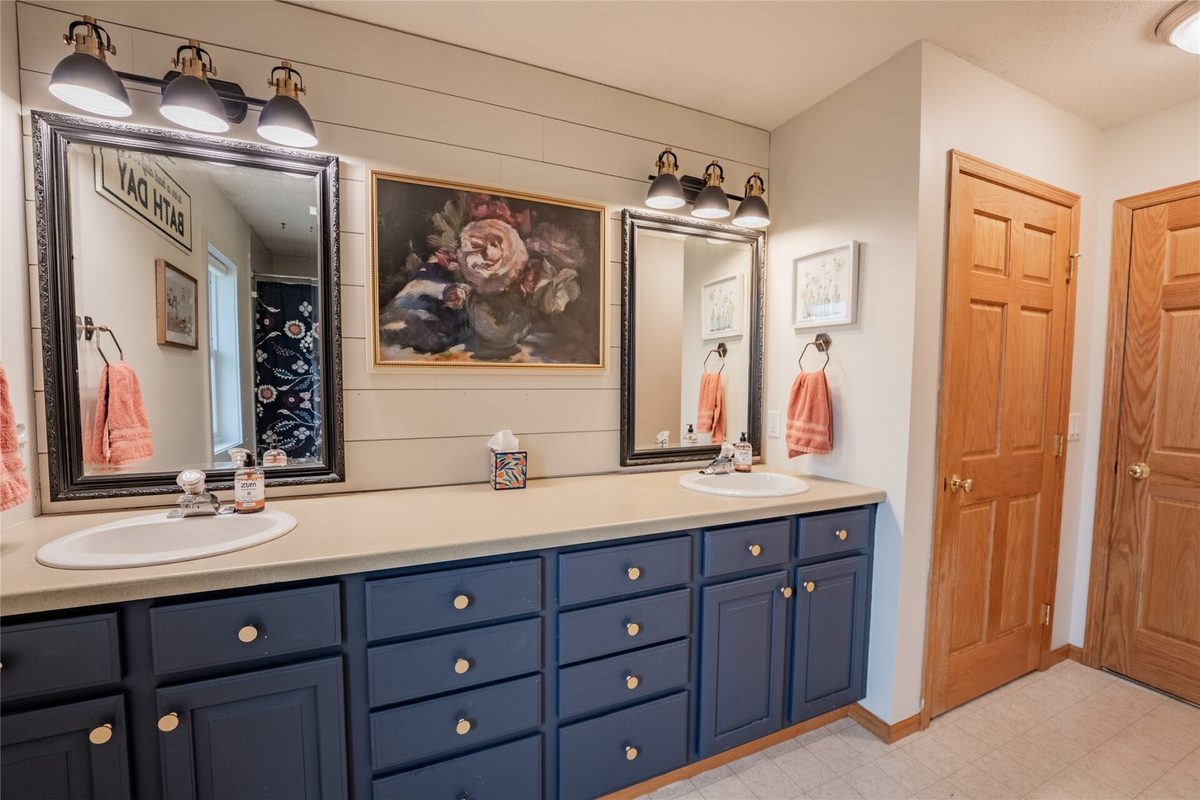 1704 Sierra Drive, Eau Claire WI 54701 - Residential house for sale - MLS #1604065 - image24