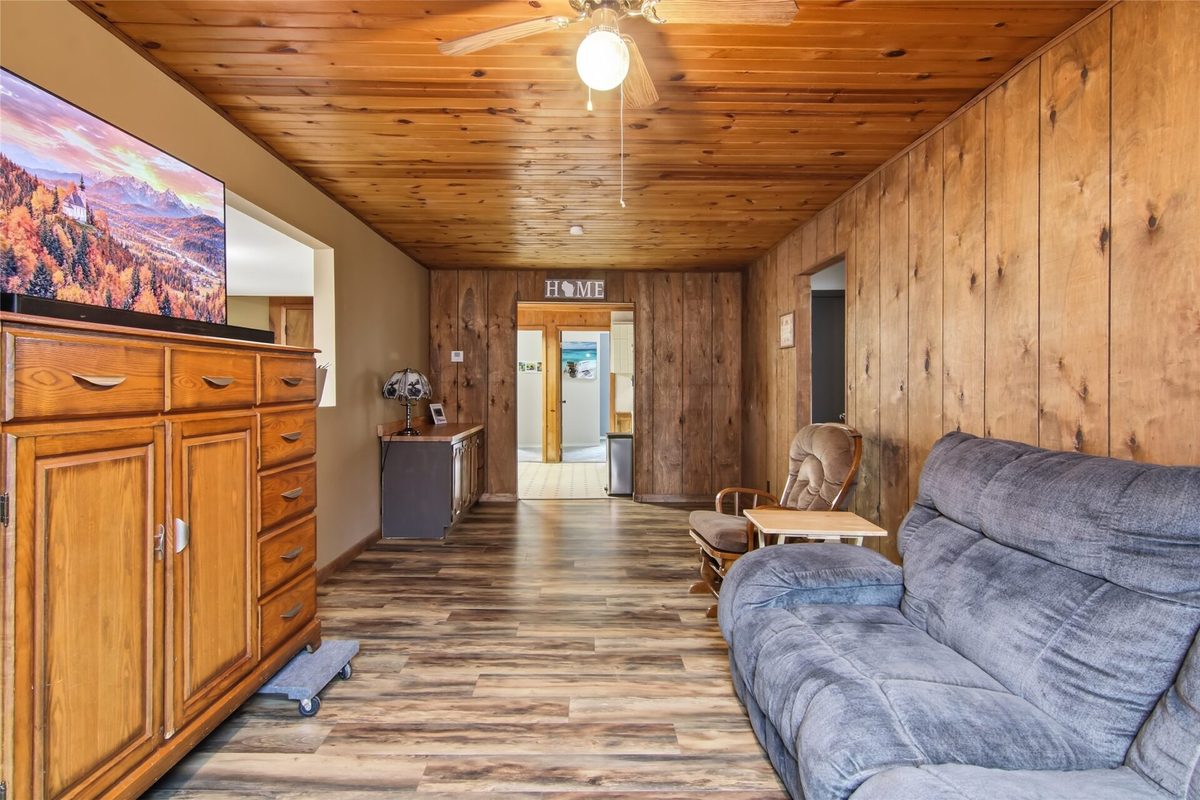 9301 Olson Drive, Eau Claire WI 54703 - Residential house for sale - MLS #1606075 - image12