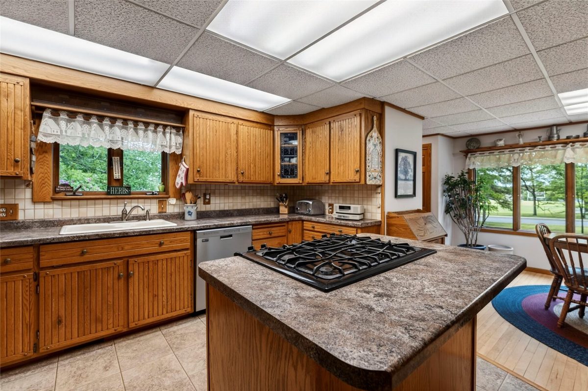 910 First Street, Spooner WI 54801 - Residential house for sale - MLS #1602306 - image16