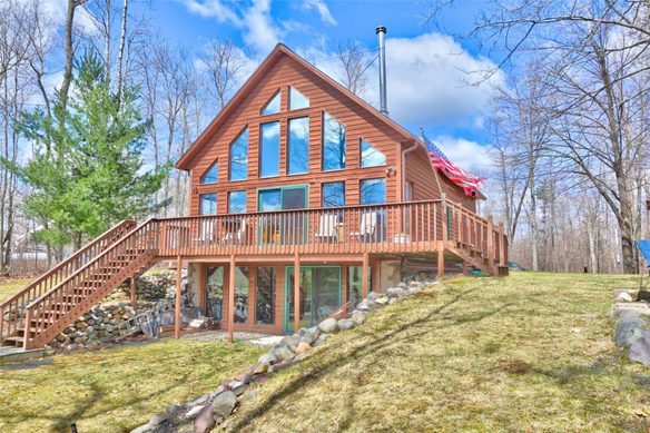 11295W Seagull Lane, Hayward, WI
