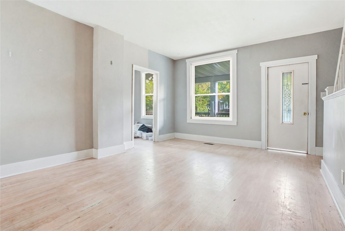 1014 Summit Street, Eau Claire WI 54703 - ResidentialIncome house for sale - MLS #1605706 - image27