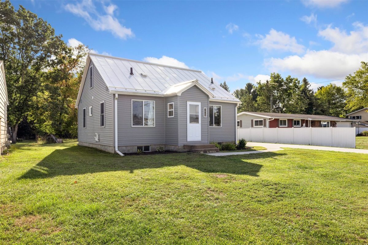 651 Elm Street, Black River Falls WI 54615 - Residential house for sale - MLS #1604794 - image2
