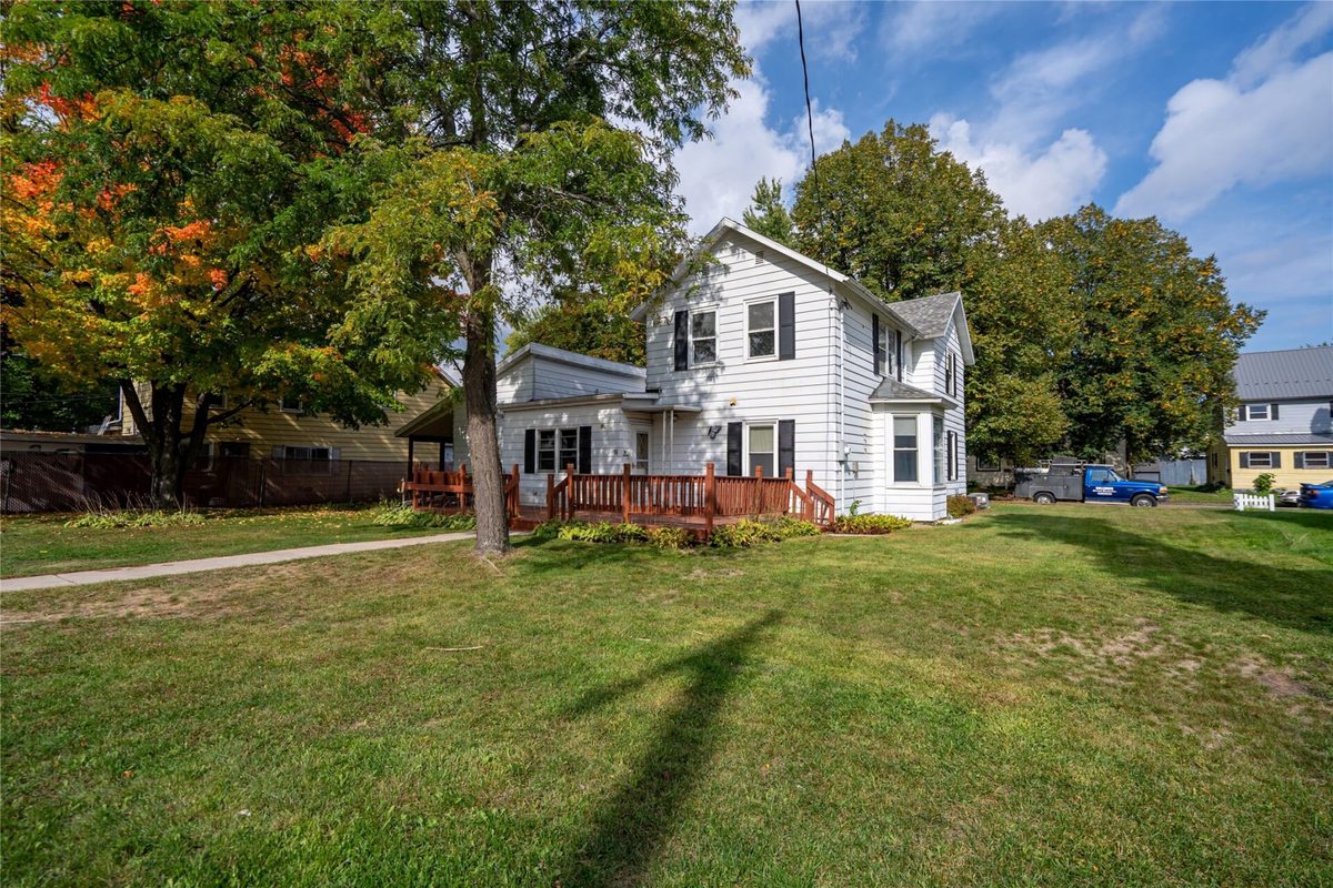 16 Grove Street, Chippewa Falls WI 54729 - Residential house for sale - MLS #1605691 - image3