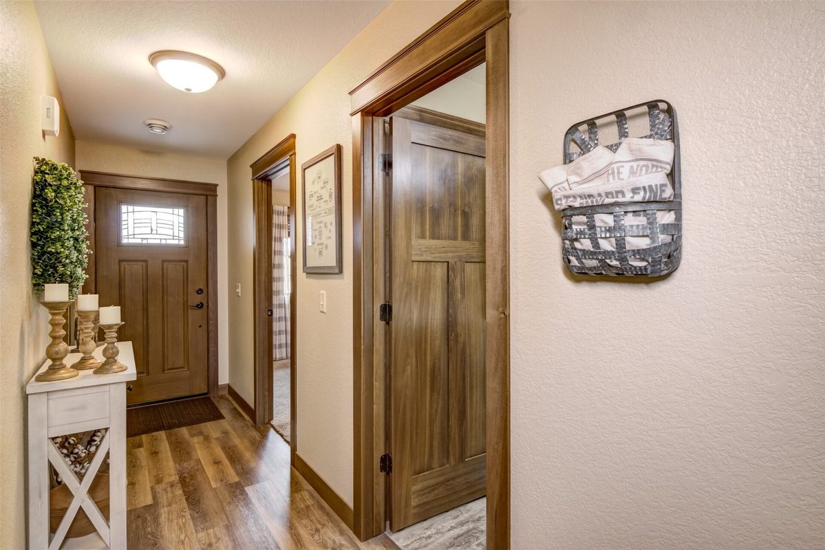 5609 Green Park Drive, Eau Claire, WI — photo 32