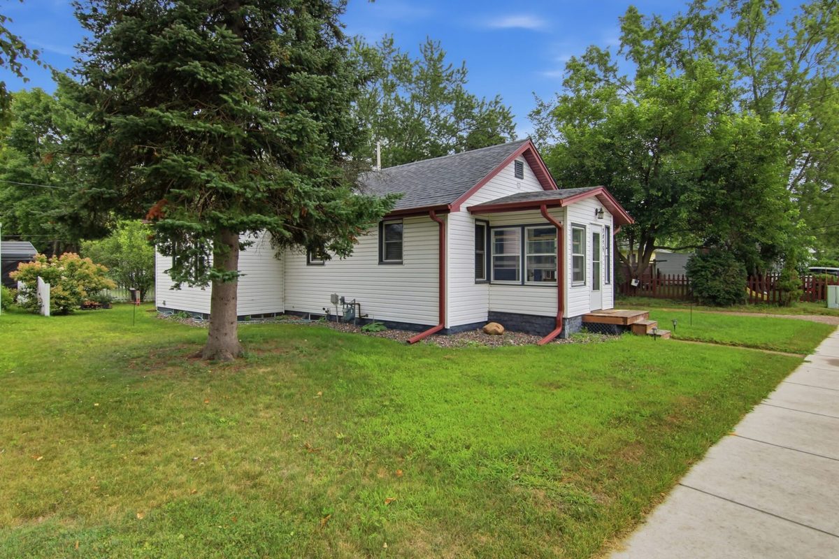2425 7th Street, Eau Claire WI 54703 - Residential house for sale - MLS #1603869 - image24