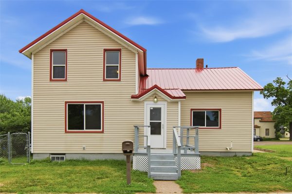 20 N 4th Street Barron WI 54812