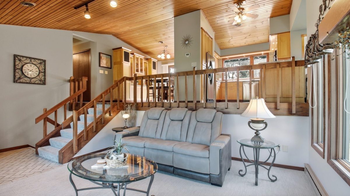 2416 Aurora Circle, Menomonie WI 54751 - Residential house for sale - MLS #1603565 - image2