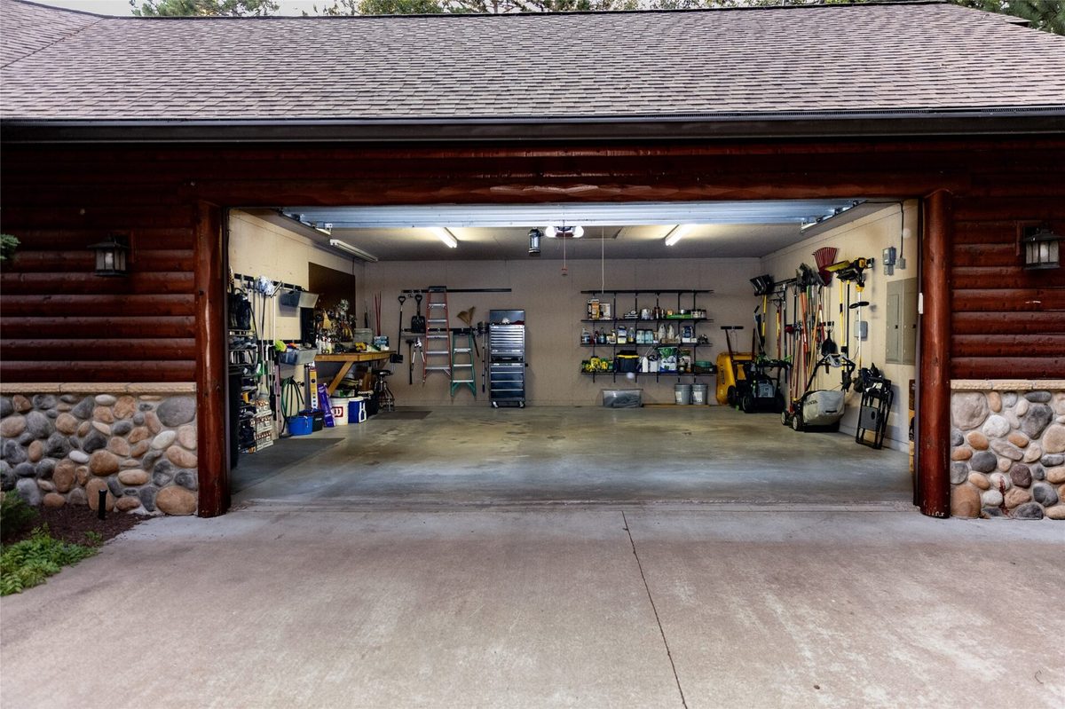W5405 Park Place, Spooner, WI