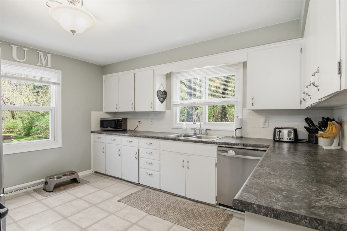 S5101 County Road B, Eau Claire WI 54701 - Residential house for sale - MLS #1599804 - image4