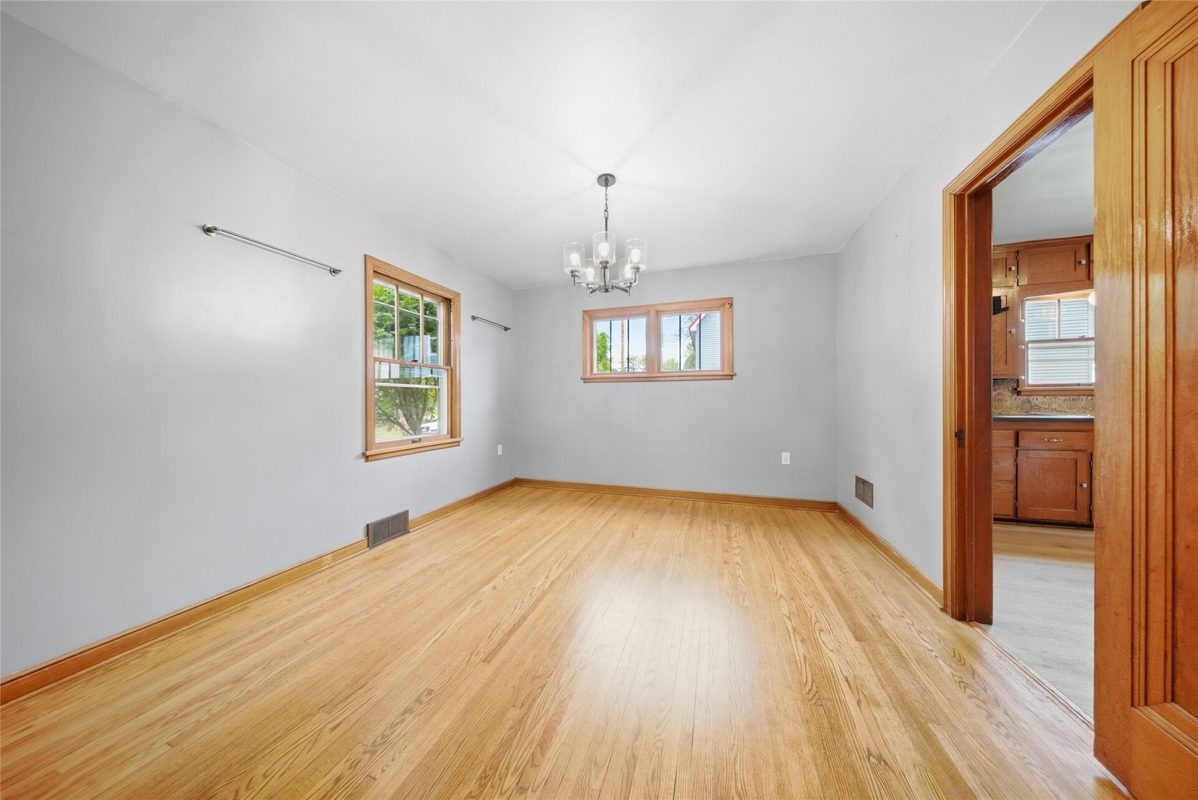 1014 5th Avenue, Menomonie WI 54751 - Residential house for sale - MLS #1605657 - image8