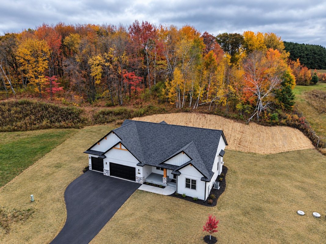 18465 181st Street, Chippewa Falls WI 54729 - Residential house for sale - MLS #1601742 - image2