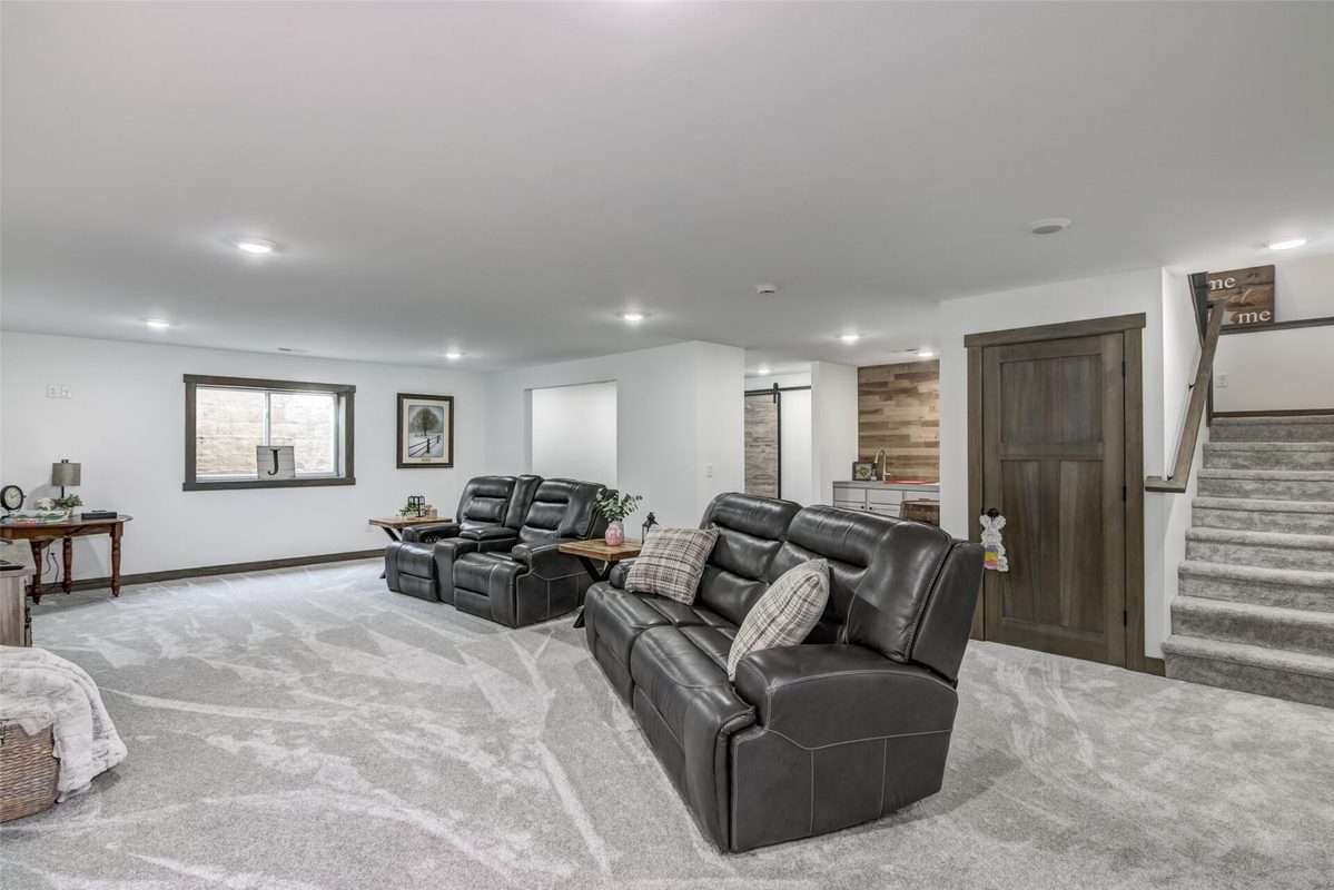 4604 Village Terrace Court  Eau Claire WI 54702 — photo 12