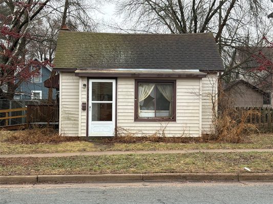 Residential at 1127 Madison Street, Eau Claire, WI 54703 — photo 1
