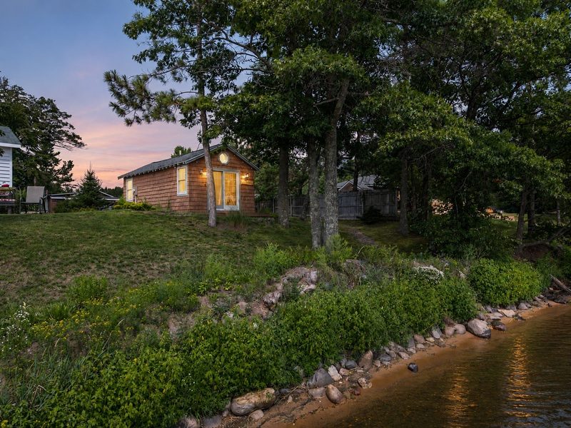 16109 W Ron De Voo Road 1