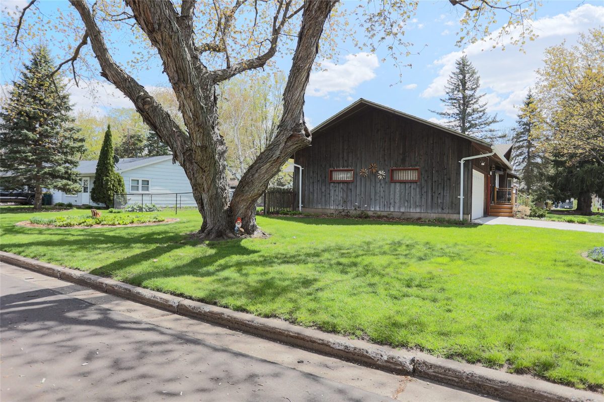 804 Valley View Drive, River Falls WI 54022 - Residential house for sale - MLS #1600717 - image4