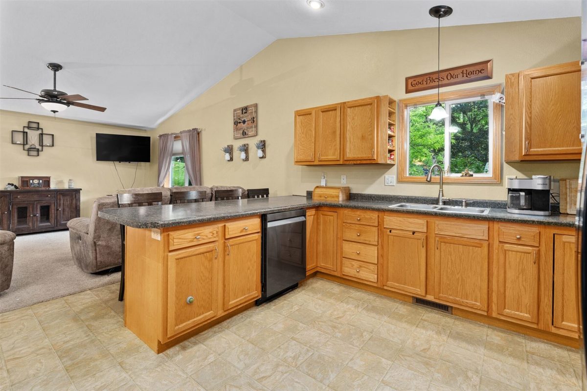 2644 Trindal Street, Eau Claire WI 54703 - Residential house for sale - MLS #1601561 - image11