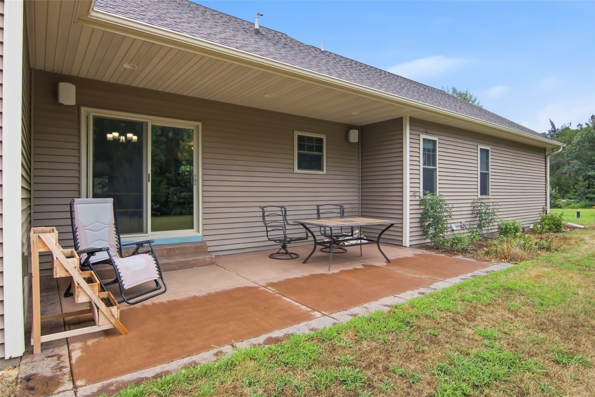 N1833 980th Street, Eau Claire WI 54701 - Residential house for sale - MLS #1603834 - image38