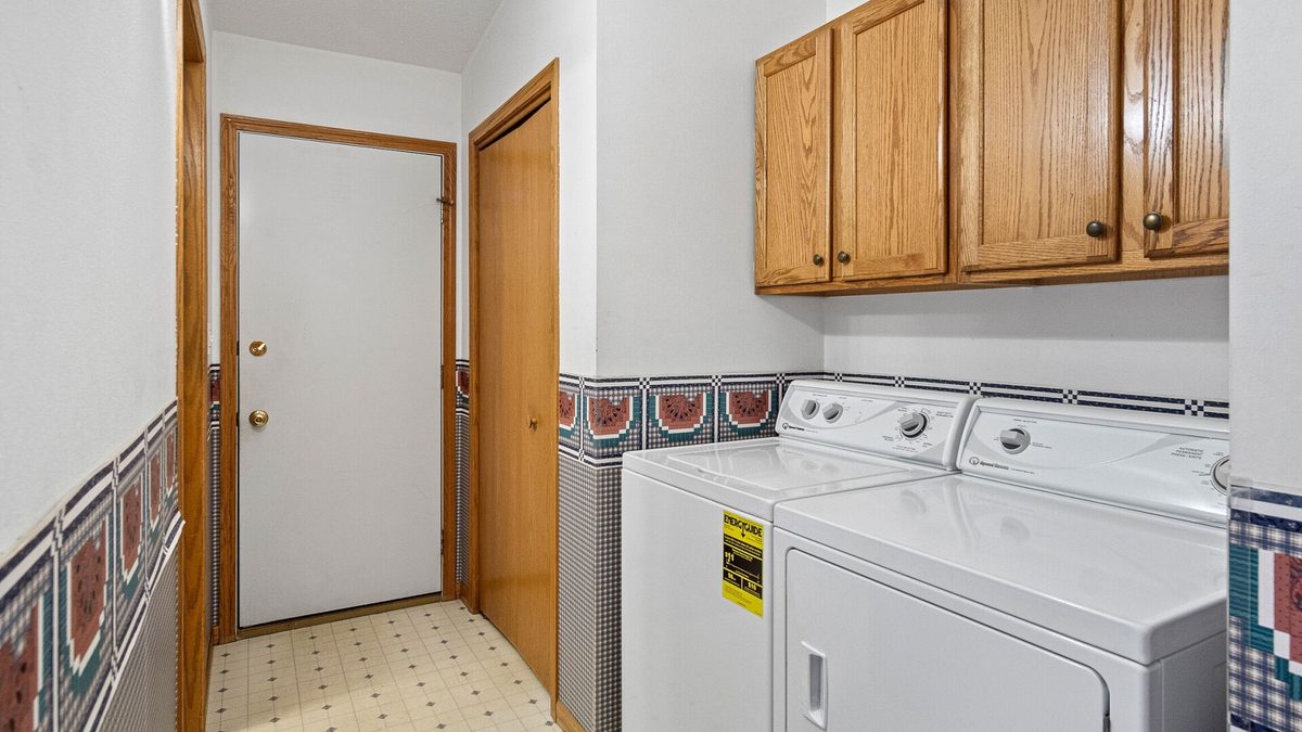 5211 Hamilton Avenue Eau Claire WI 54701 — photo 27